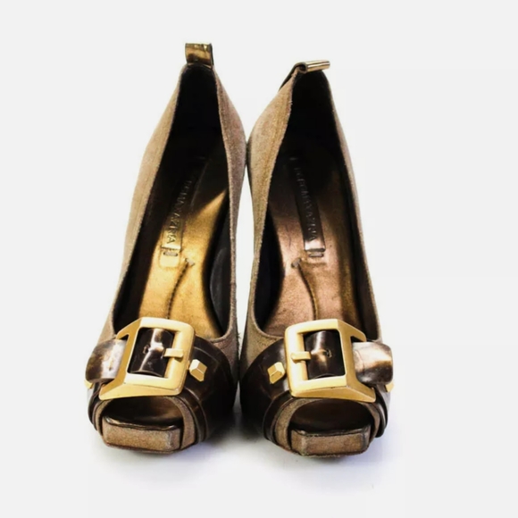 BCBG MAX AZRIA WOMENS SUEDE PEEP TOE BUCKLE ACCENT PUMPS BROWN SIZE 6 - Picture 3 of 5